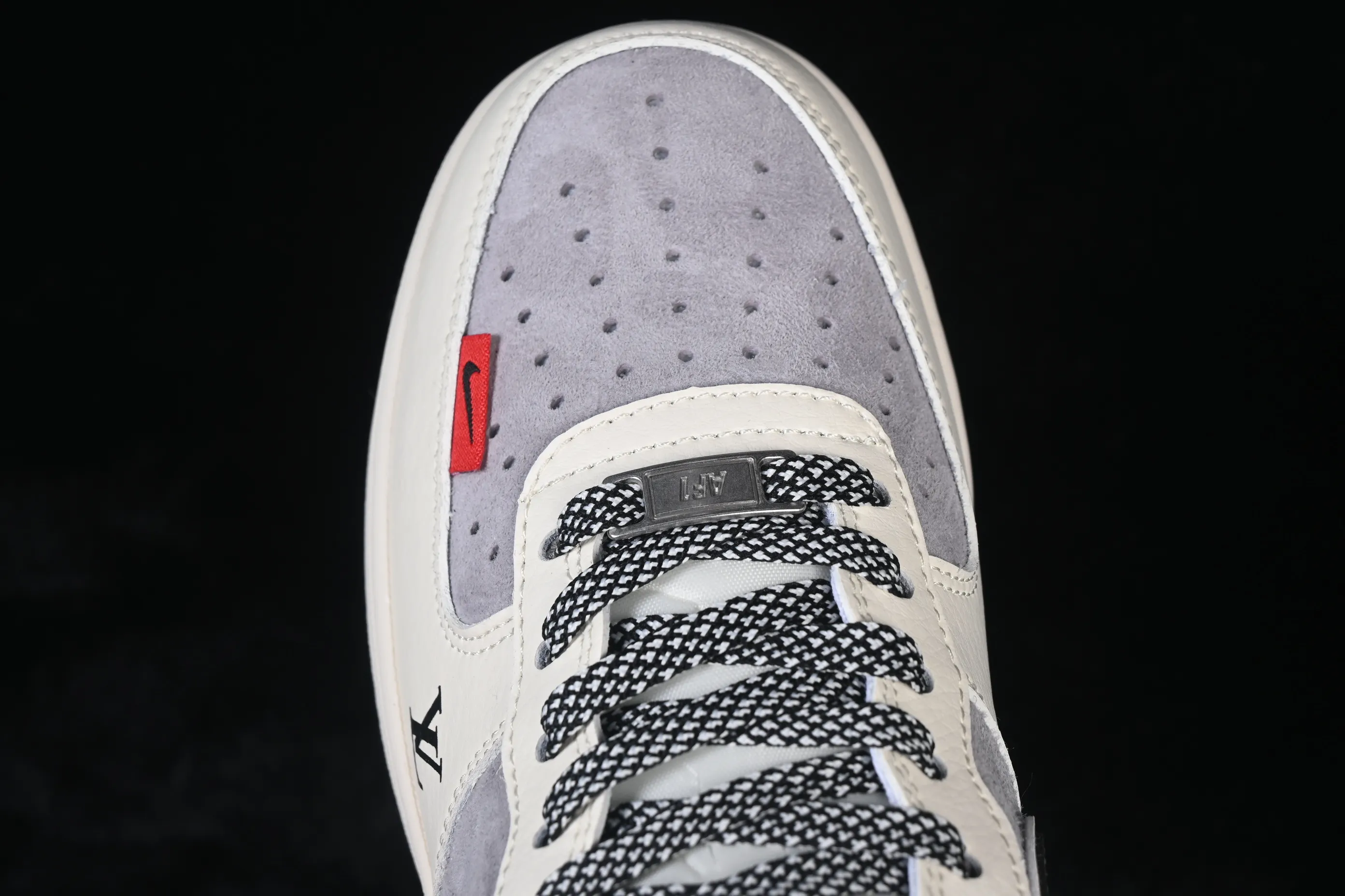 All categories Nk Air Force 1 Air Force series Nk Air Force 1 Low Air Force low-top Nike Air Force 1'07 Low joint black and gray suede Air Force 1 low-top casual sneakers XD9314-619